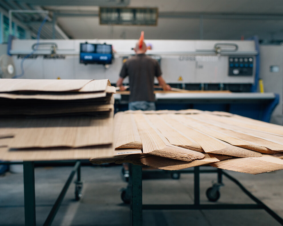 Veneer Guide Precision